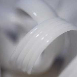 Dwarf White COE 33 Trautman Art Glass Rod